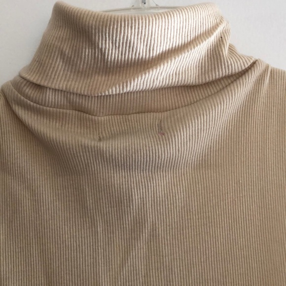 Top - Picture 6 of 8